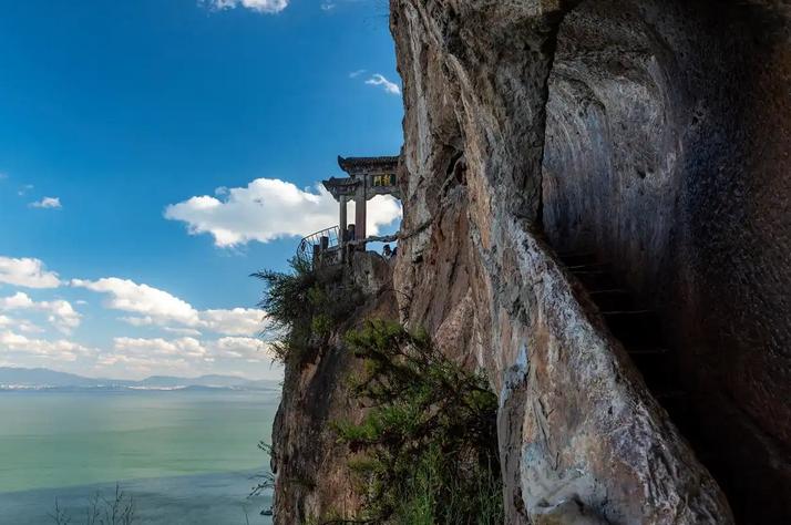 西山龙门风景区.jpg