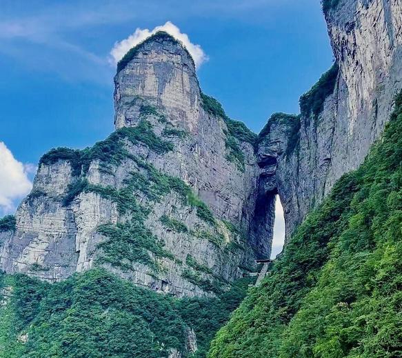 天门山2.png